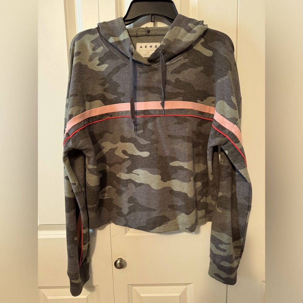 AERO Camo Stripe Pullover Hoodie Soft & Lightweight LG
